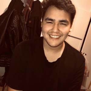 Meet your Posher, Simon